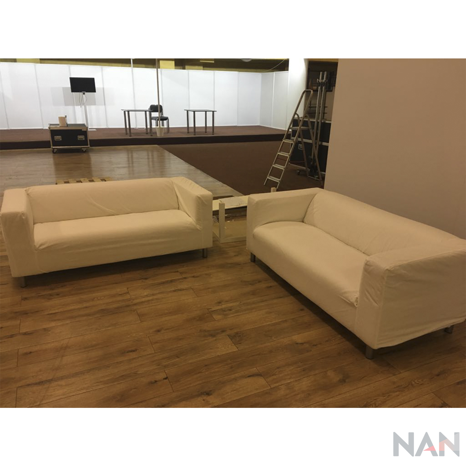 Traditional Penetrate Sharpen Inchirieri canapele cu 2 locuri pentru evenimente corporate - NAN Events